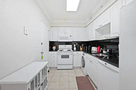 2501 S Ocean Drive Hollywood FL 33019