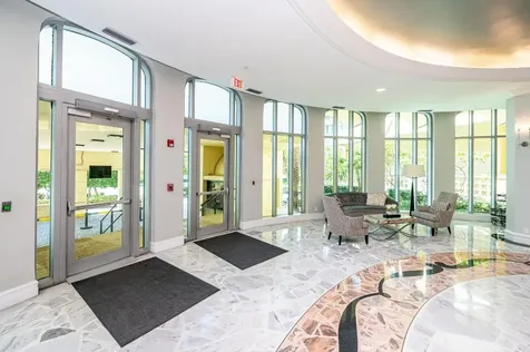 2501 S Ocean Drive Hollywood FL 33019