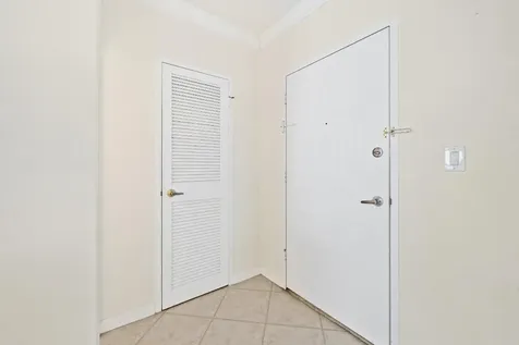 2501 S Ocean Drive Hollywood FL 33019