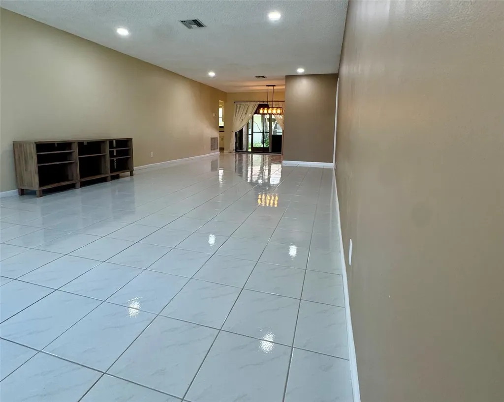 9870 Pecan Tree Drive Boynton Beach FL 33436