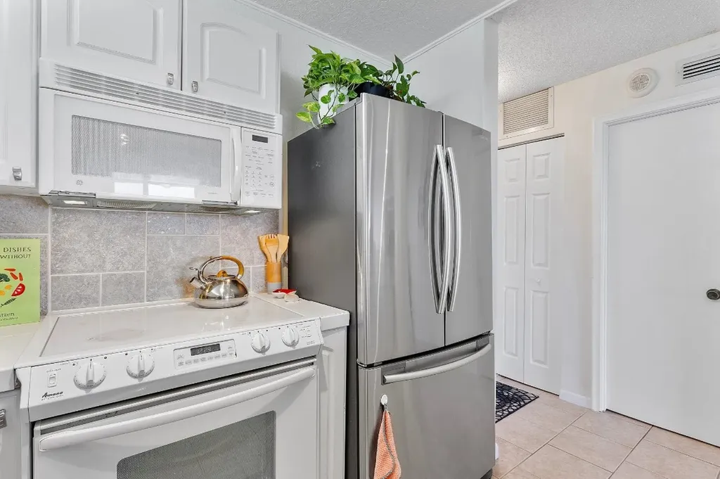 1800 N Andrews Avenue Fort Lauderdale FL 33311