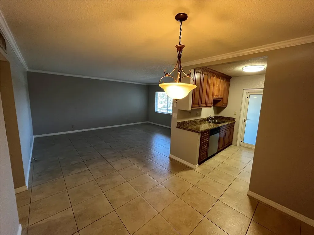 2020 NE 56th Street Fort Lauderdale FL 33308