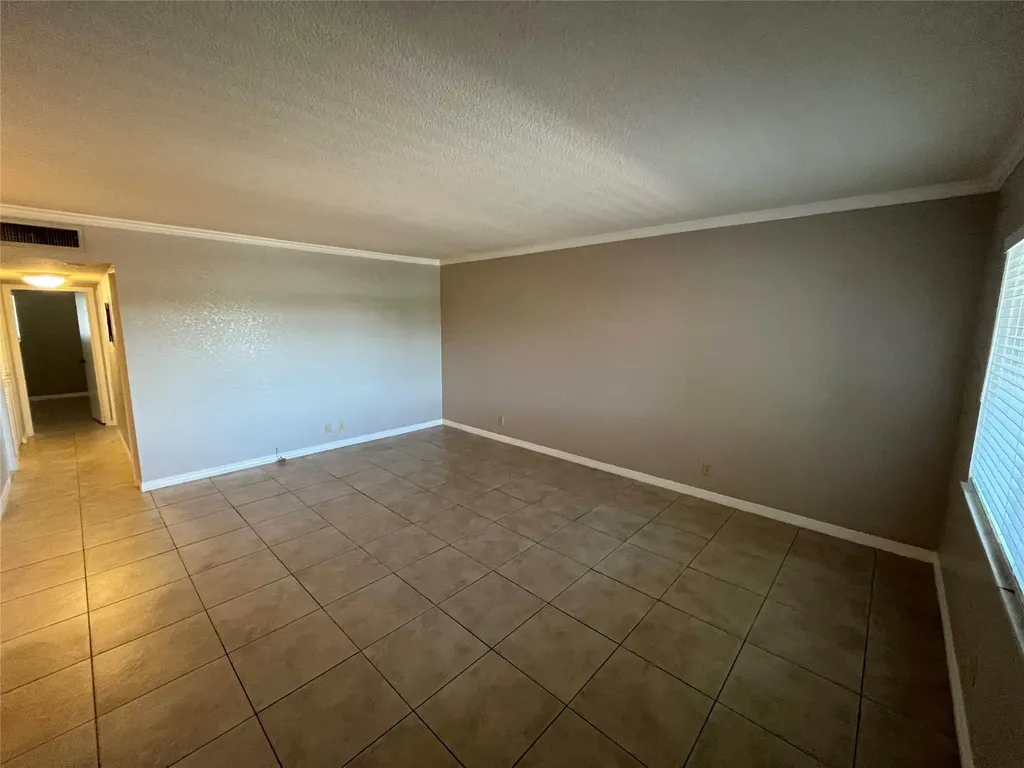 2020 NE 56th Street Fort Lauderdale FL 33308