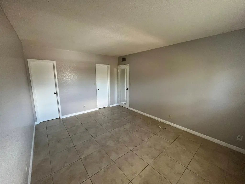 2020 NE 56th Street Fort Lauderdale FL 33308