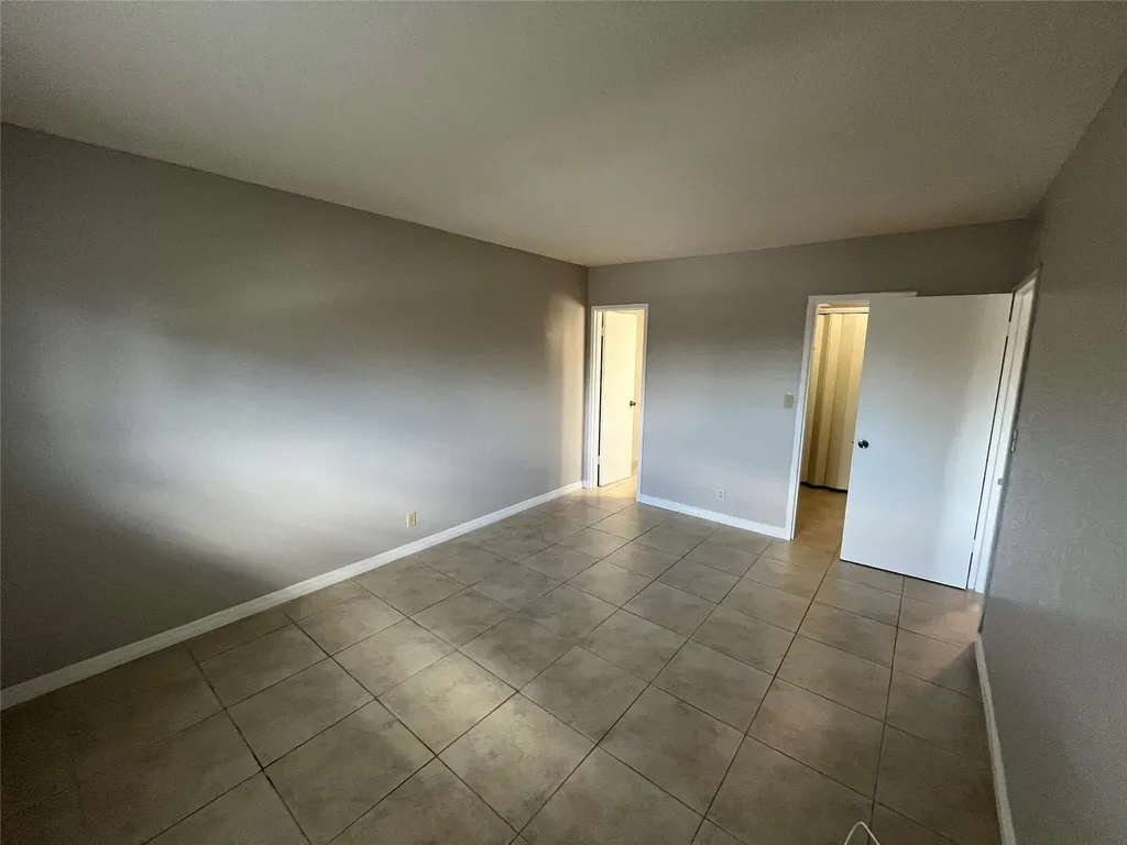 2020 NE 56th Street Fort Lauderdale FL 33308