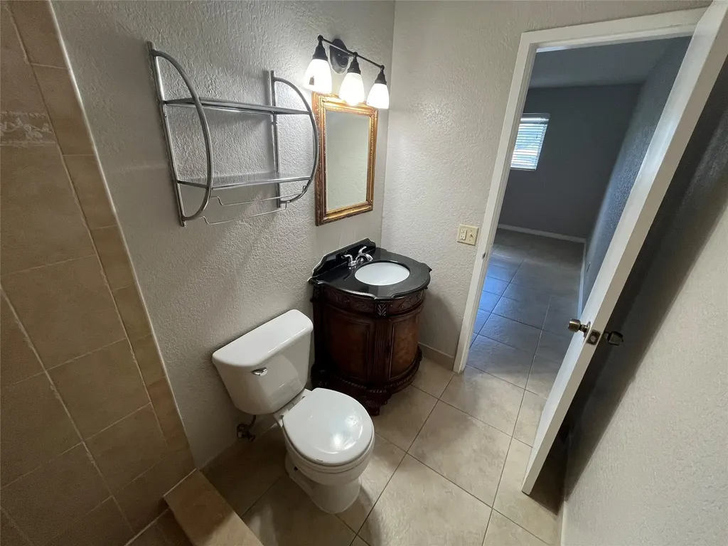 2020 NE 56th Street Fort Lauderdale FL 33308