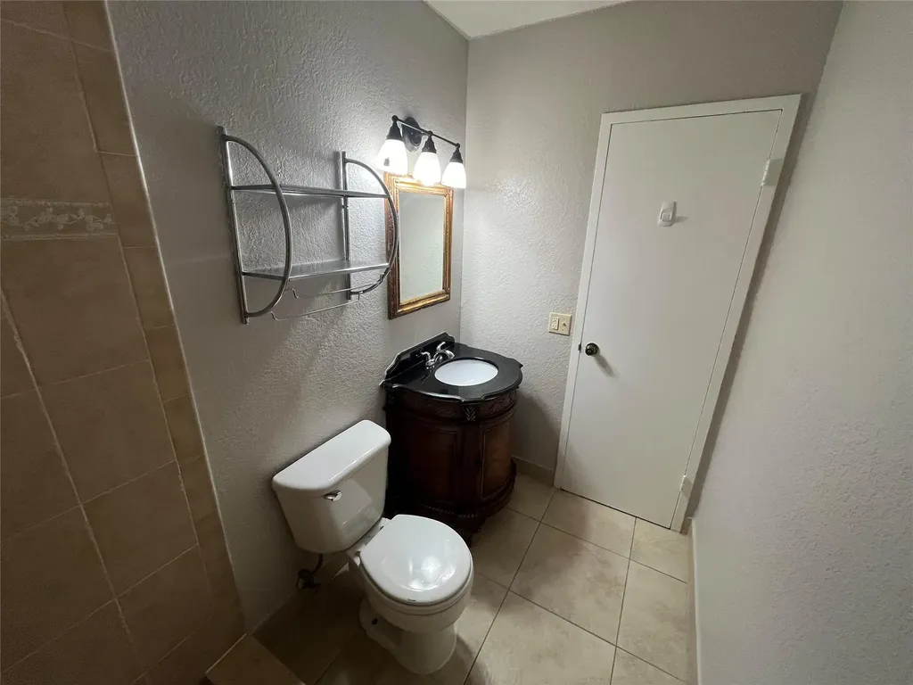 2020 NE 56th Street Fort Lauderdale FL 33308