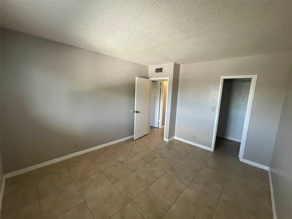 2020 NE 56th Street Fort Lauderdale FL 33308