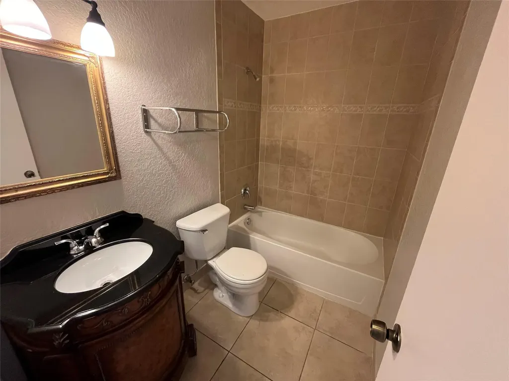 2020 NE 56th Street Fort Lauderdale FL 33308
