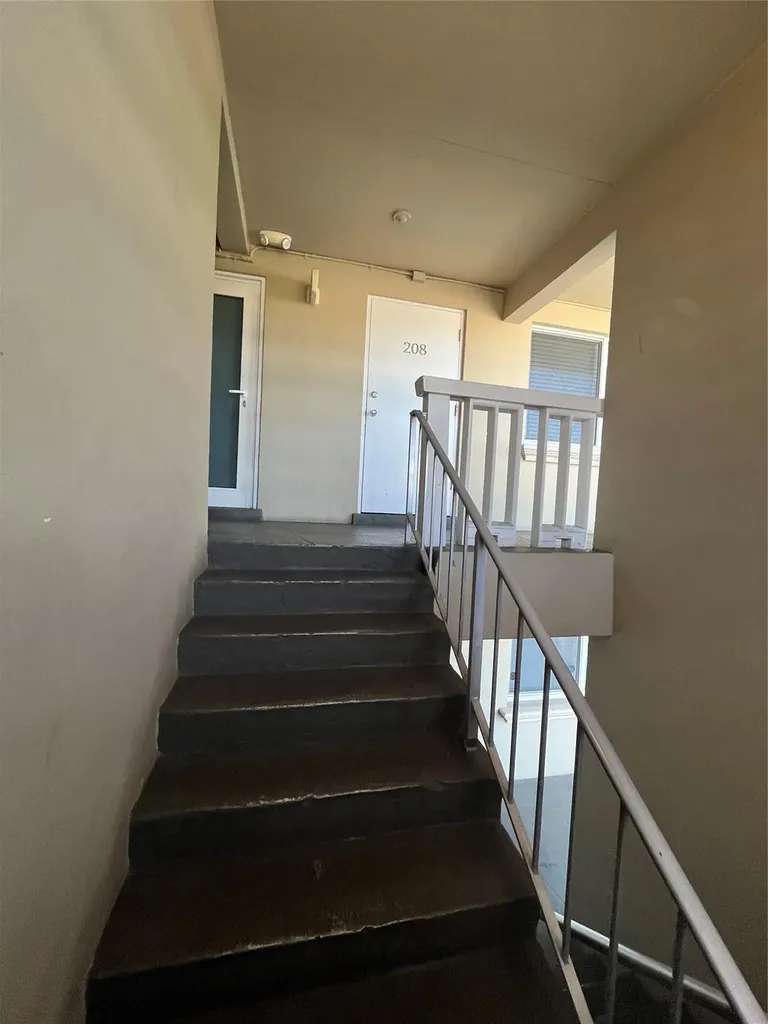2020 NE 56th Street Fort Lauderdale FL 33308