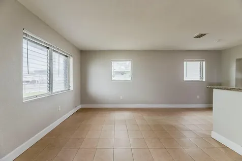 3521 NW 208th Terrace Miami Gardens FL 33056