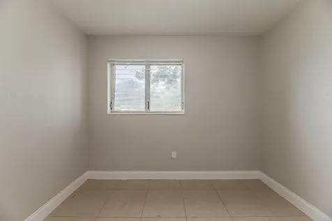 3521 NW 208th Terrace Miami Gardens FL 33056