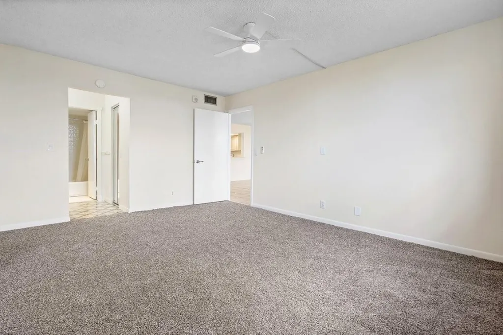 2707 NE 14th Street Causeway Pompano Beach FL 33062