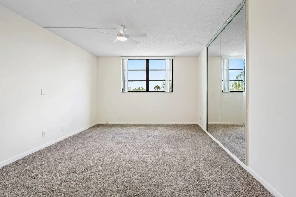 2707 NE 14th Street Causeway Pompano Beach FL 33062