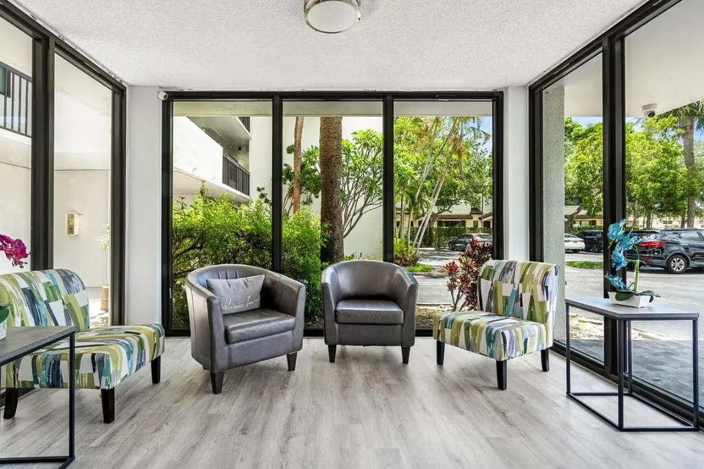 2707 NE 14th Street Causeway Pompano Beach FL 33062