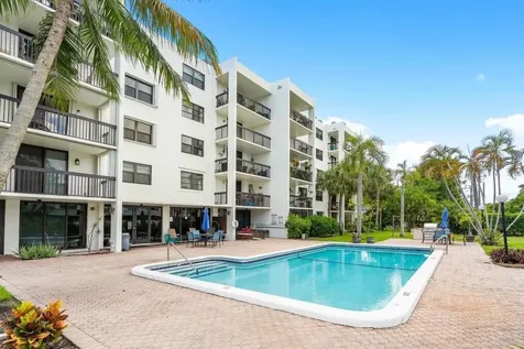 2707 NE 14th Street Causeway Pompano Beach FL 33062