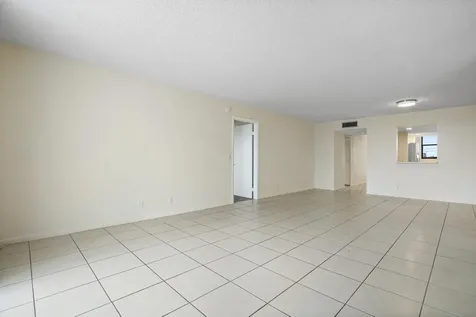 2707 NE 14th Street Causeway Pompano Beach FL 33062