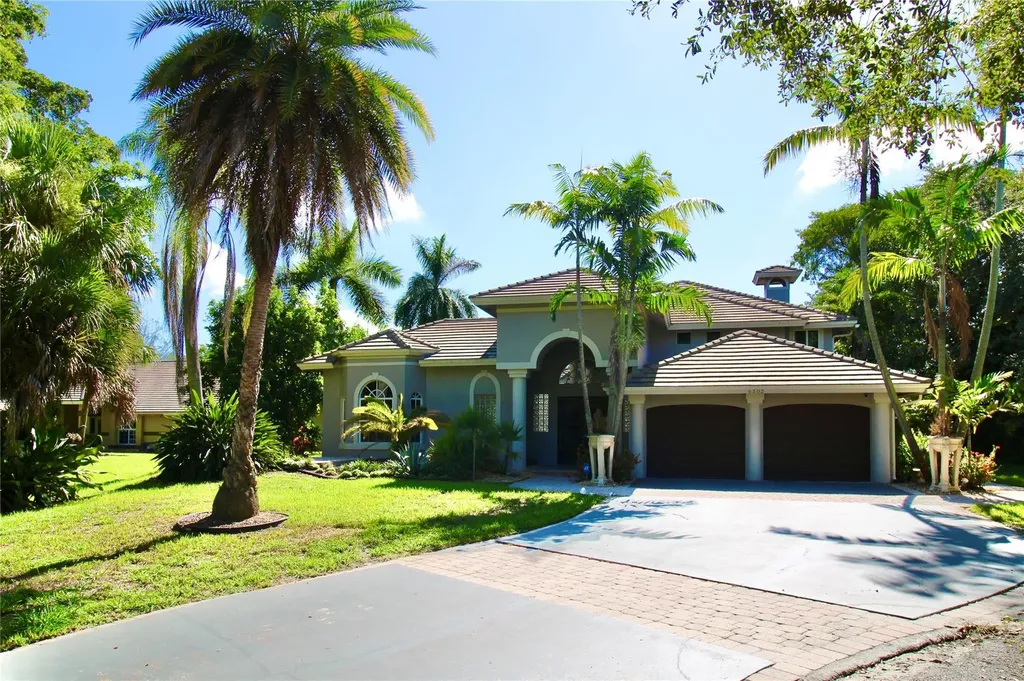 6502 NW 66th Way Parkland FL 33067
