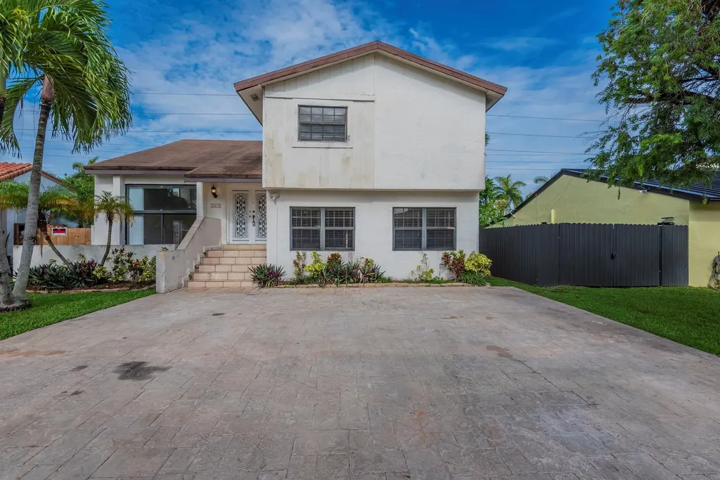 3416 SW 116th Place Miami FL 33165