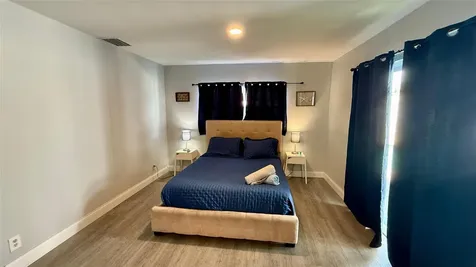8231 SW 9th Street North Lauderdale FL 33068