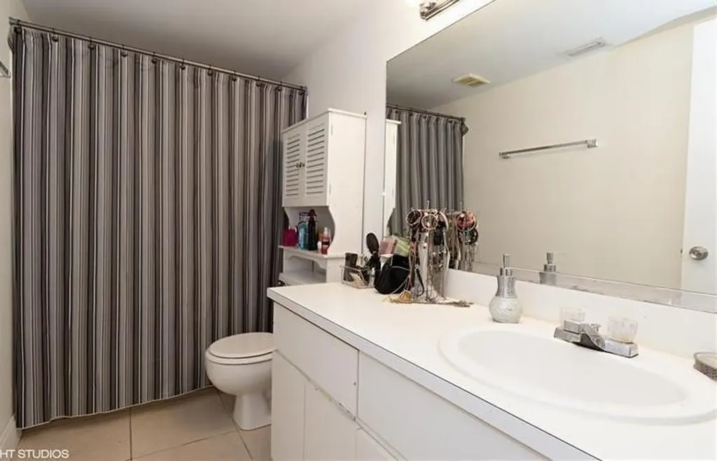 8242 NW 24th Street Coral Springs FL 33065
