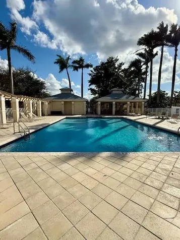 4190 SW 70th Terrace Davie FL 33314