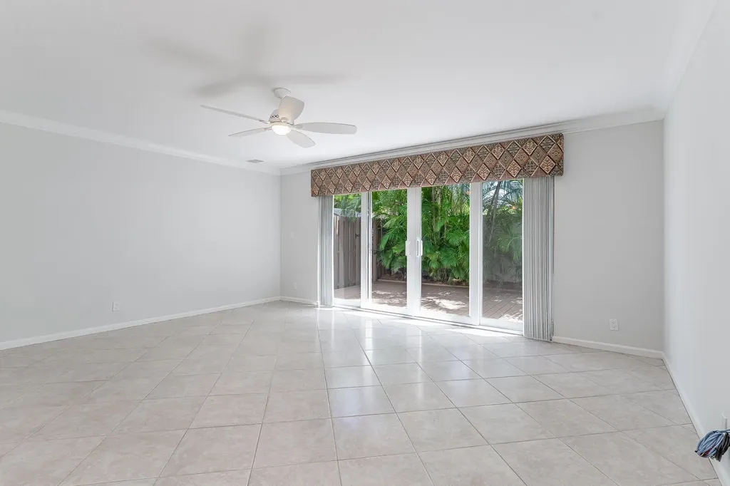 801 SE 16th Court Fort Lauderdale FL 33316
