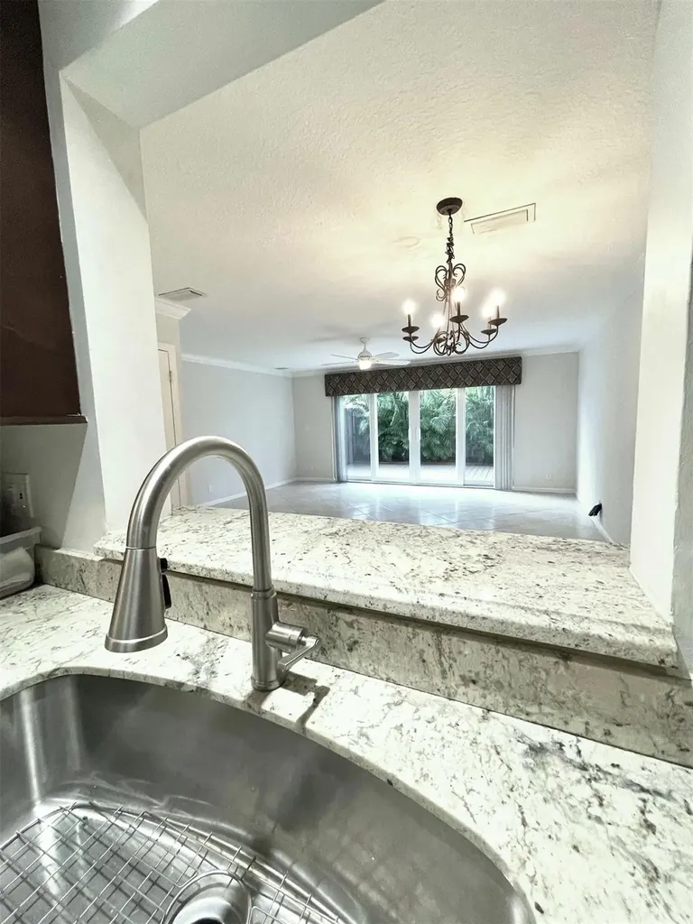 801 SE 16th Court Fort Lauderdale FL 33316