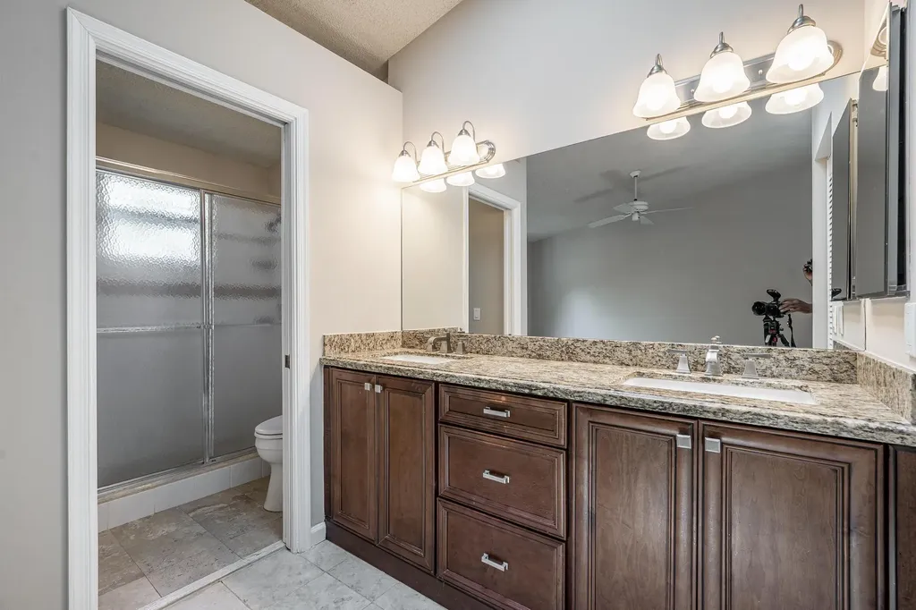 801 SE 16th Court Fort Lauderdale FL 33316