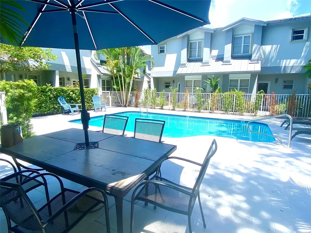 801 SE 16th Court Fort Lauderdale FL 33316