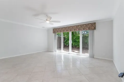 801 SE 16th Court Fort Lauderdale FL 33316