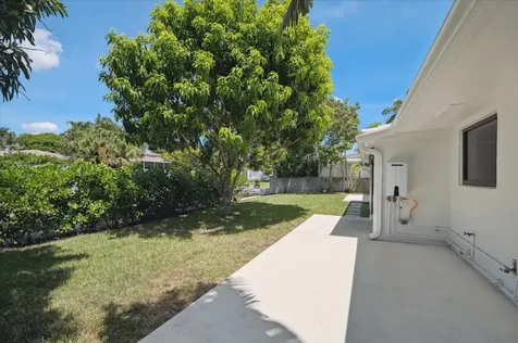 1789 NE 35th Street Oakland Park FL 33334