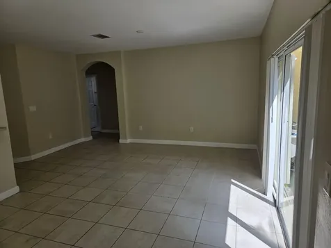 1575 NE 33 Avenue Homestead FL 33033