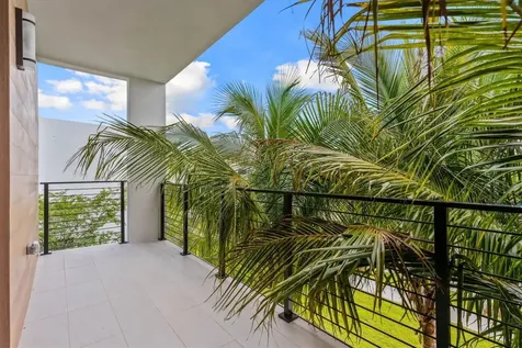 16722 S Botaniko Drive Weston FL 33326