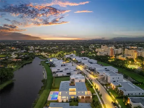 16722 S Botaniko Drive Weston FL 33326