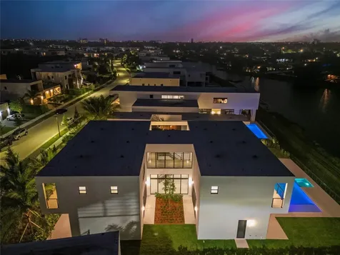 16722 S Botaniko Drive Weston FL 33326