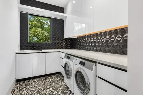 202 NW 7th Street Delray Beach FL 33444