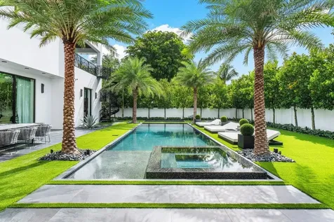 202 NW 7th Street Delray Beach FL 33444