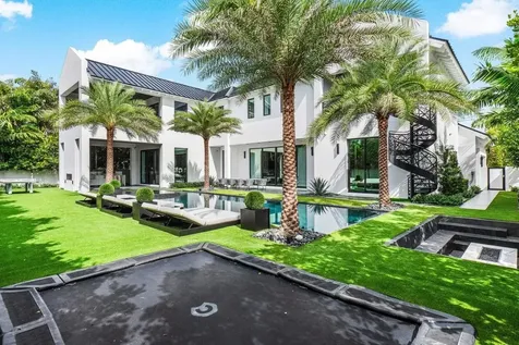 202 NW 7th Street Delray Beach FL 33444
