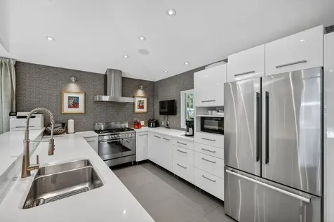 2925 N Atlantic Bl Fort Lauderdale FL 33308
