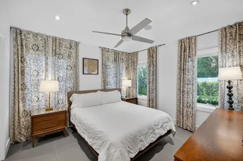 2925 N Atlantic Bl Fort Lauderdale FL 33308