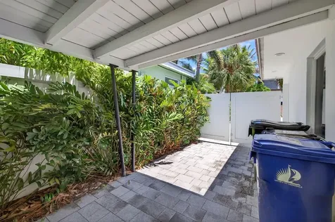 2925 N Atlantic Bl Fort Lauderdale FL 33308
