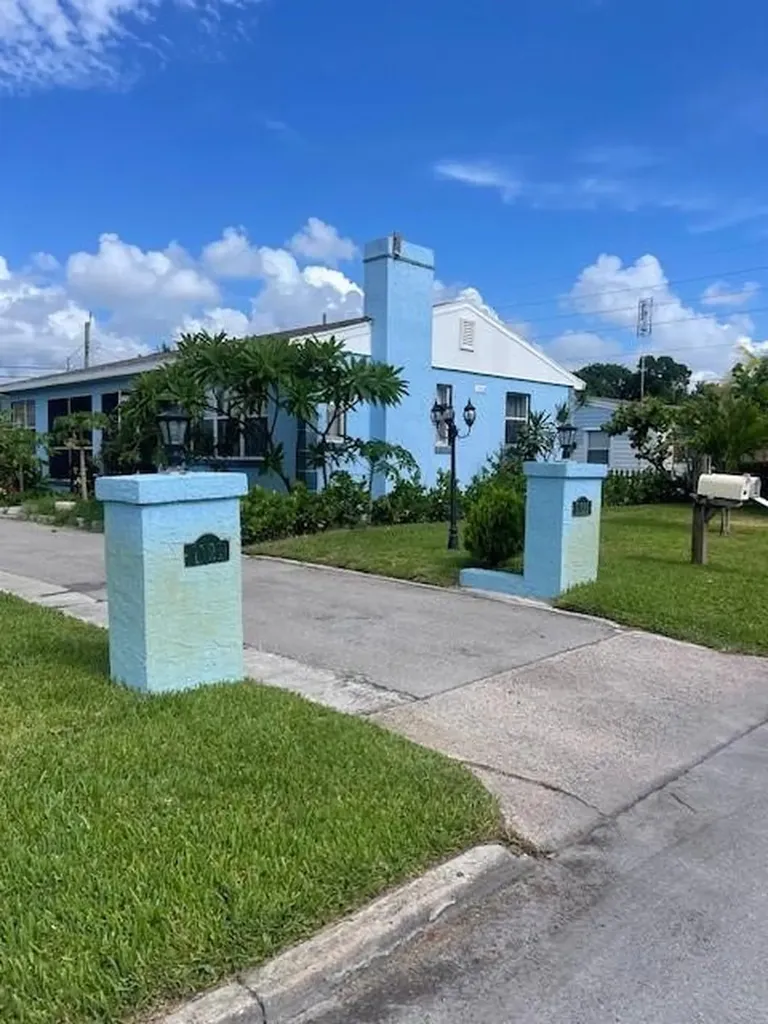 1125 N F Street Lake Worth Beach FL 33460