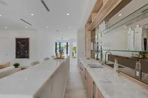 948 Banyan Drive Delray Beach FL 33483