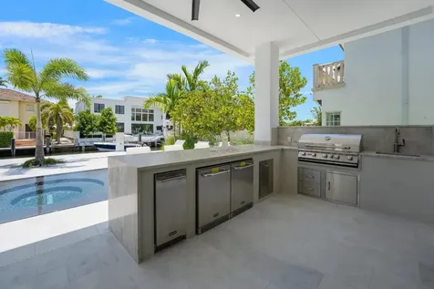 948 Banyan Drive Delray Beach FL 33483