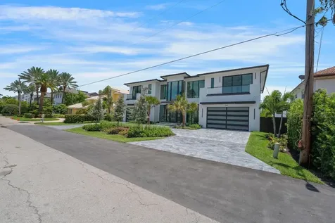 948 Banyan Drive Delray Beach FL 33483