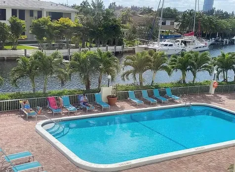 Hallandale Beach FL 33009