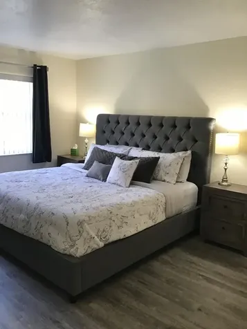 Hallandale Beach FL 33009
