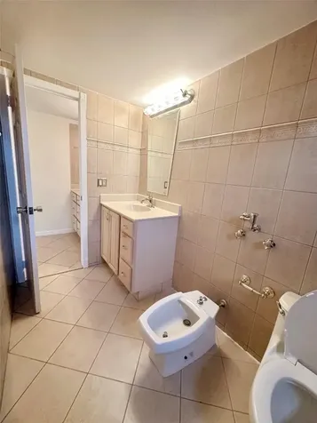2500 Parkview Drive Hallandale Beach FL 33009