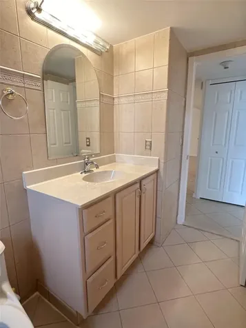 2500 Parkview Drive Hallandale Beach FL 33009